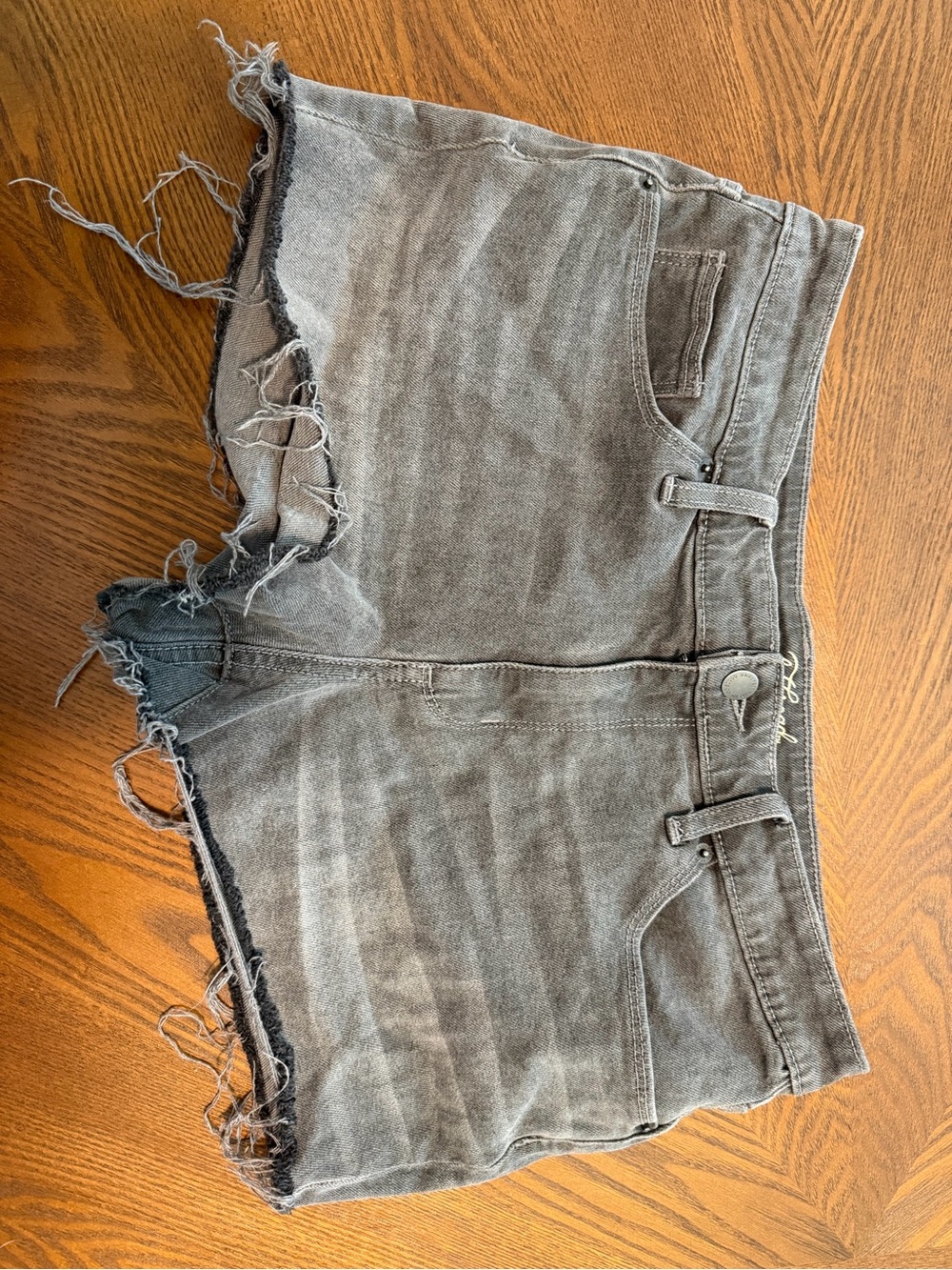 Universal Thread High‑Rise Shortie Denim Shorts